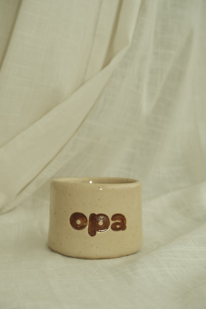 Gepersonaliseerde koffietas zonder oor - chunky letters
